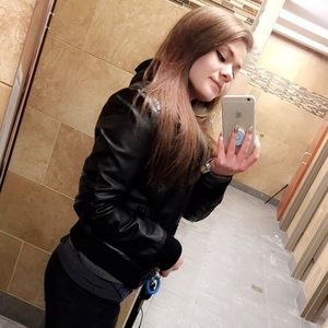 Meet your Posher, Ashleigh